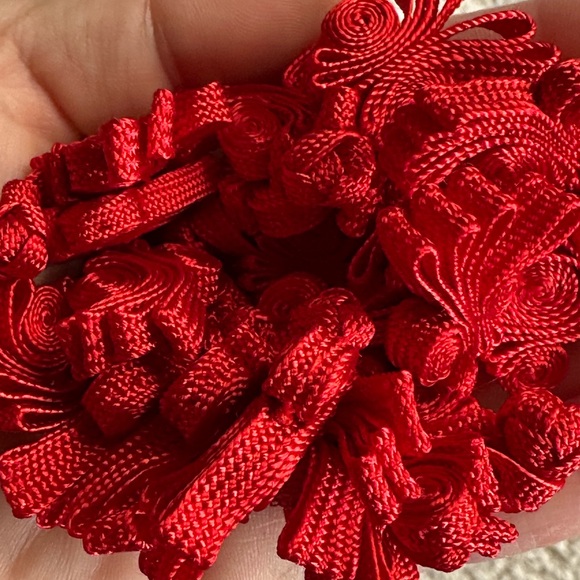 2” Chinese frog knot closure - 10 pairs bright red - Picture 1 of 5